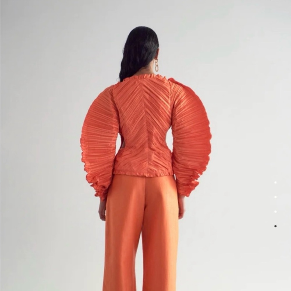 cult gaia Orange Pleated Long-Sleeve Cutout Top - Picture 7 of 7
